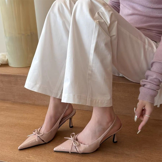 Damsandaler med spetsig tå och slingback, mellanhög klack