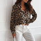 ✨Krage med kors och krona👑Långärmad damskjorta med leopardmönstrat kavajslag