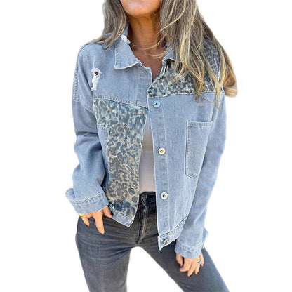 Moderna leopardmönstrade patchwork-jeansjacka