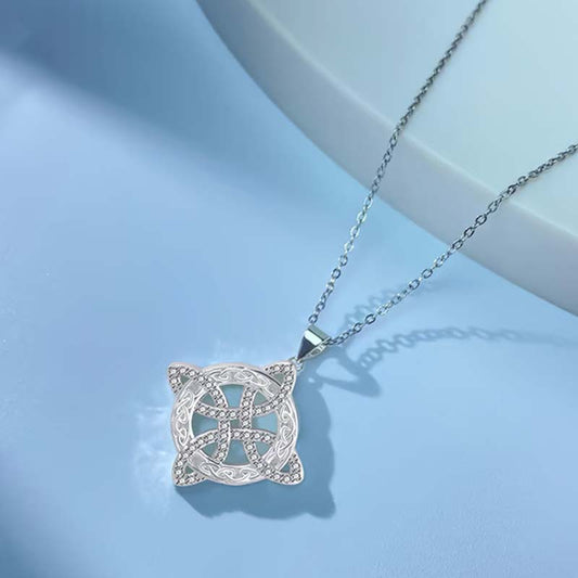 💥Få 49% rabatt för dig!🎅💐 Het försäljning 📿💃 Häxknut-halsband med glittrande stjärnstråle-hänge