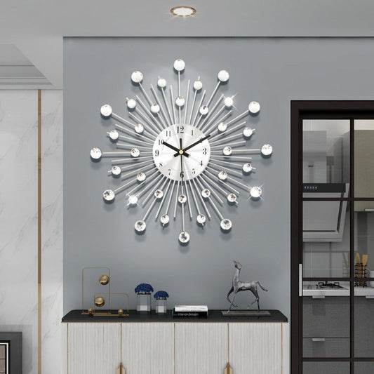 ✨50 % rabatt🕰️ Kreativ väggklocka med strass – Ett enkelt men diskret lyxigt val, lämpligt för vardagsrummet, matsalen och entrén! 💎🏡
